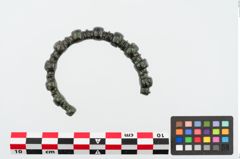 Foto von Bronzeknotenarmreif (NHMW-PRAE-024824)